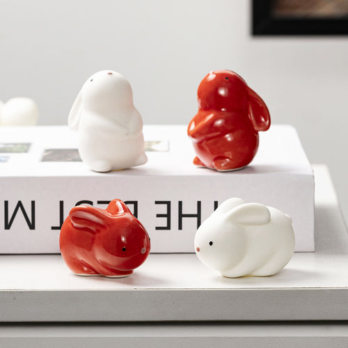 Decorative ceramic figure in rabbit format Bowlift