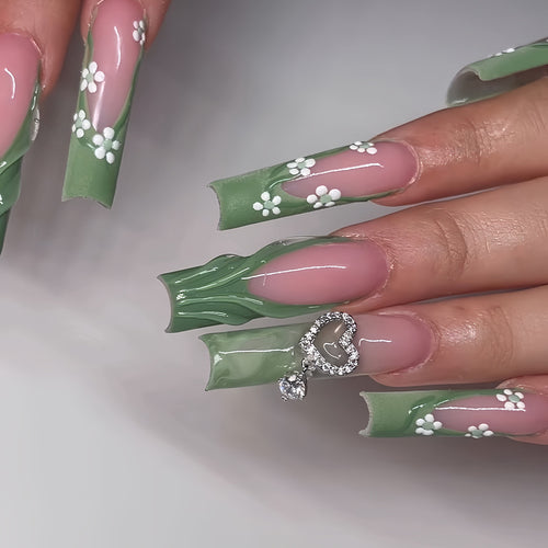 Decorative Floral Press-On Nail Enhancements Bowlift