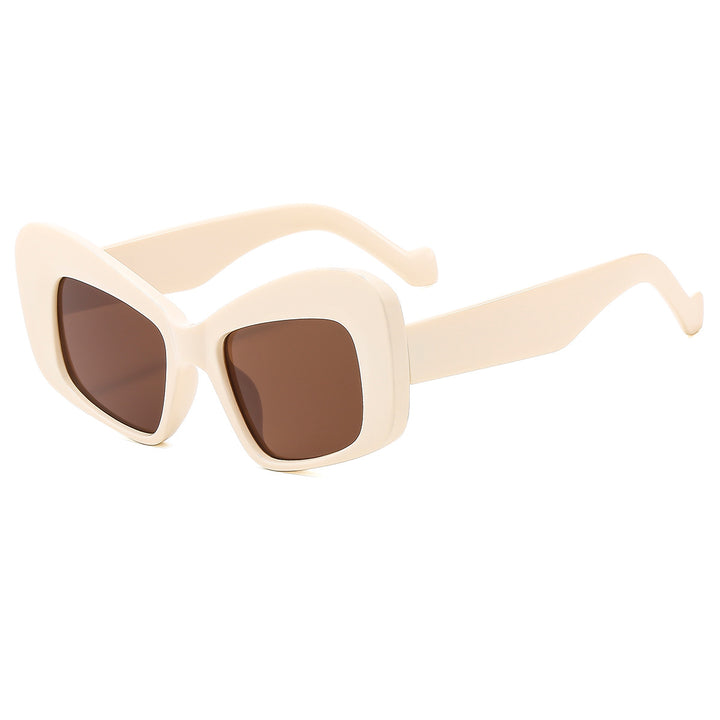 Ladies Fashion Sunglasses in Vintage Style Bowlift
