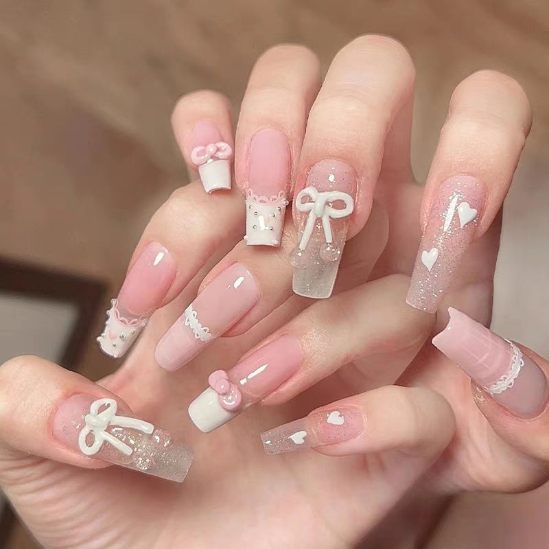 Press-On Nail Art Bowlift