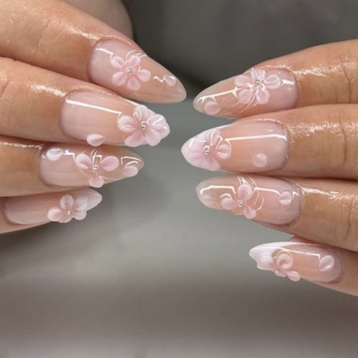 Artful nail art with floral accents Bowlift