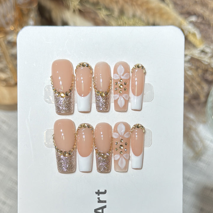 Luxurious Glittery Press-On Nail Art Set with Decorative Floral Accents Bowlift