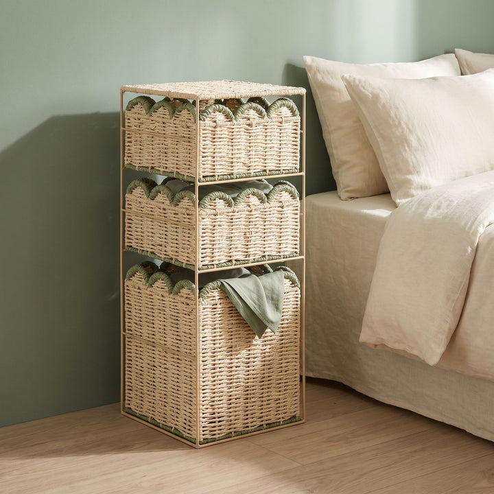 Stylish storage system with woven baskets Bowlift
