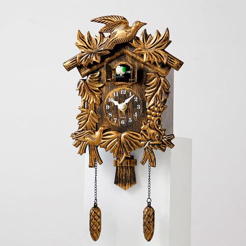 Cuckoo clock in modern design Bowlift