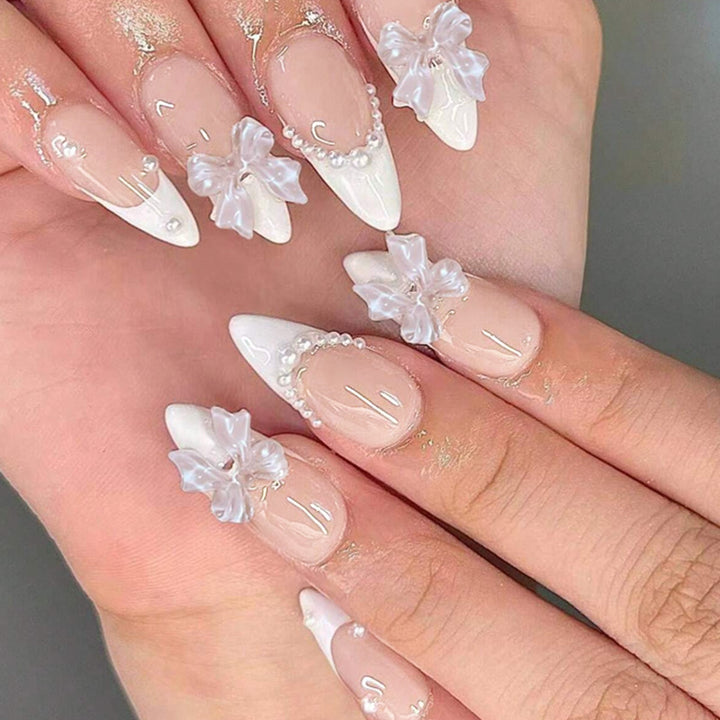 Decorative Press-On Nail Set with Floral and Pearl Embellishments Bowlift