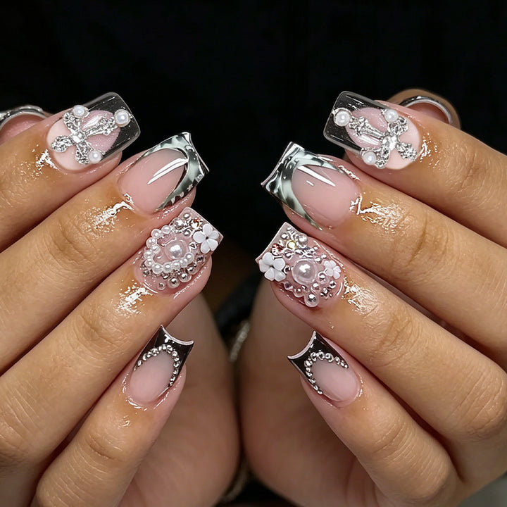 Elegant Decorative Acrylic Press-On Nail Art Bowlift