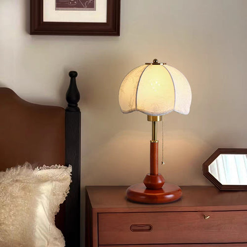 Vintage-Inspired Table Lamp