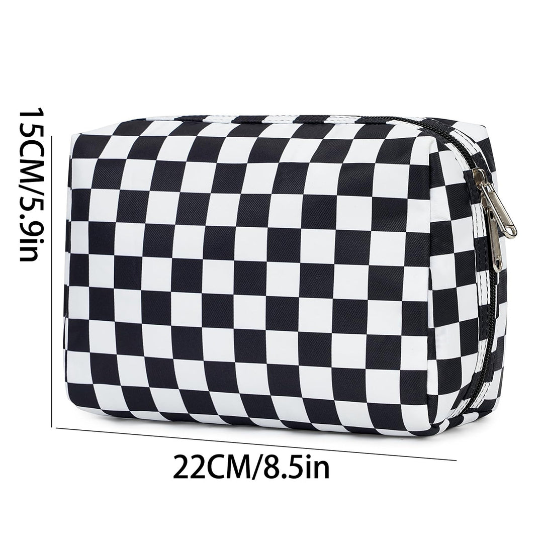 Stylish cosmetic bag with checked pattern Bowlift