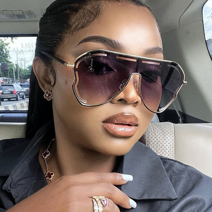 Ladies luxurious pilot sunglasses with modern frame Bowlift