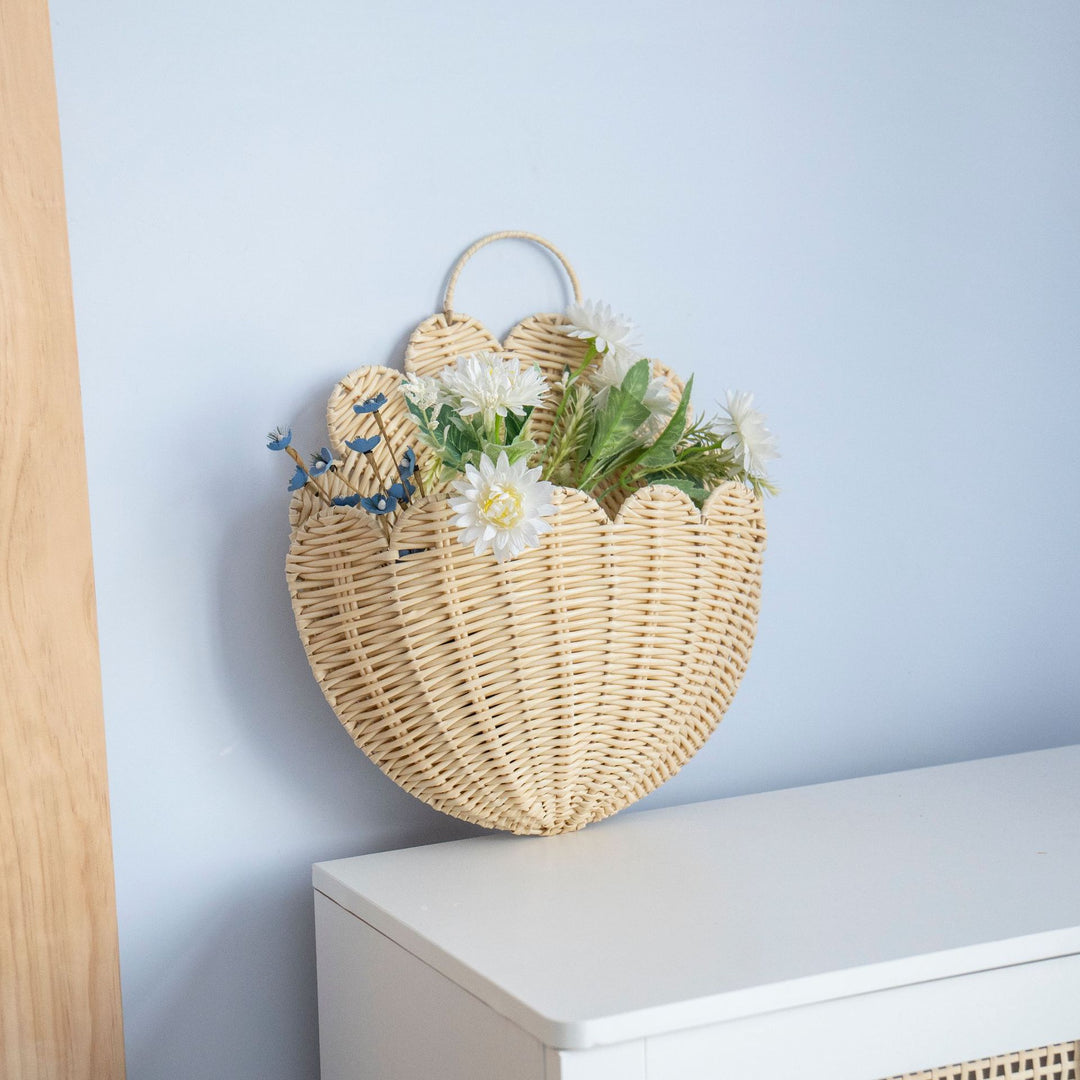 Handwoven wall basket with wave pattern Bowlift