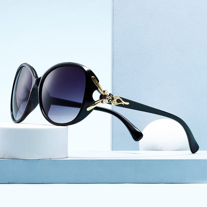 Women’s Glamorous Sunglasses with Adjustable Frame and High-Quality Lenses Bowlift