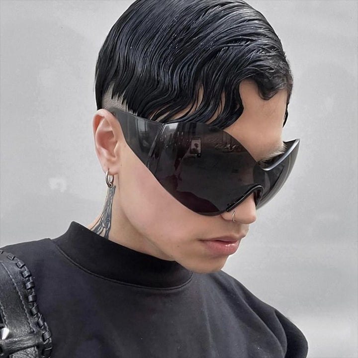 Ladies futuristic sunglasses Bowlift