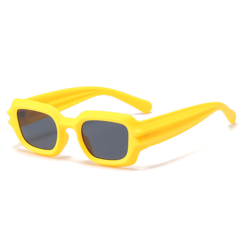 Women's Fashion Sunglasses with Unique Frame and Stylish Details Bowlift