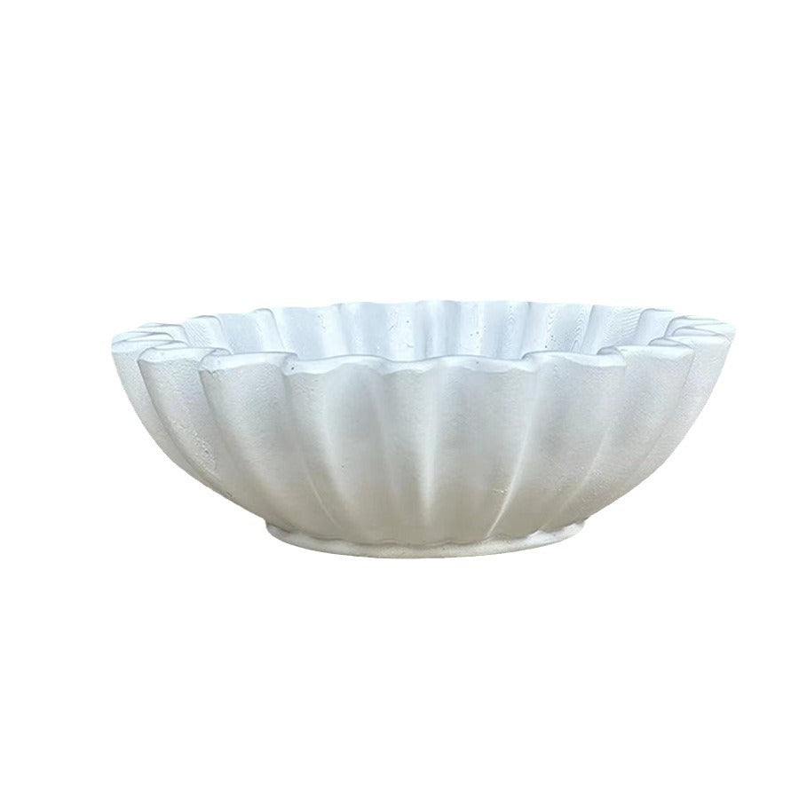 Decorative serving bowl with wave design Bowlift