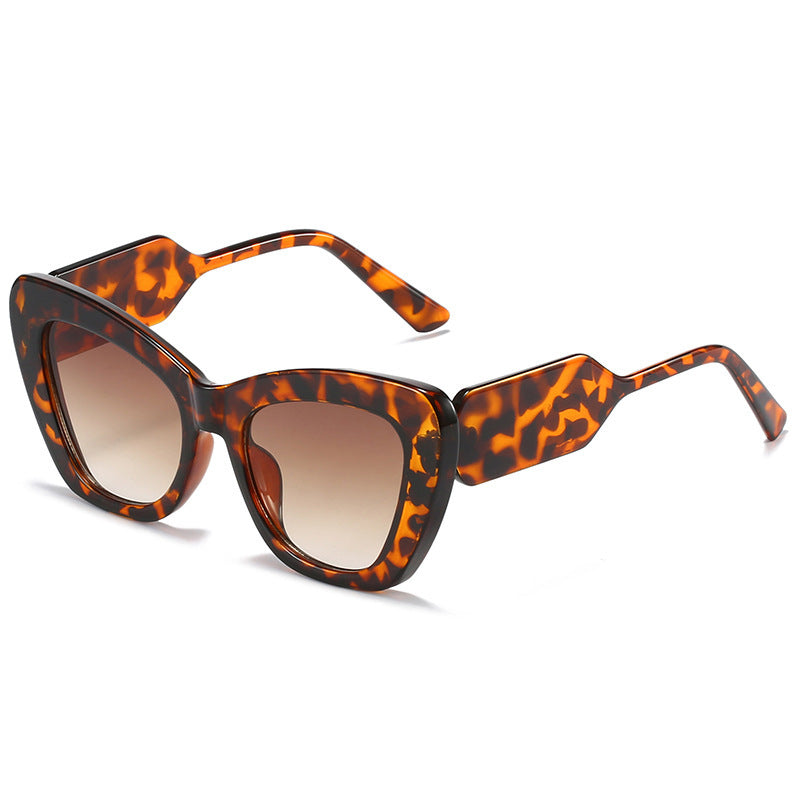 Fashion-Forward Geometric Frame Sunglasses Bowlift