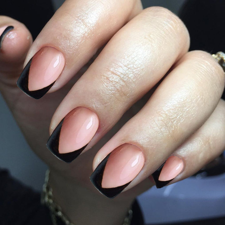 Elegant Two-Tone Nail Art Bowlift