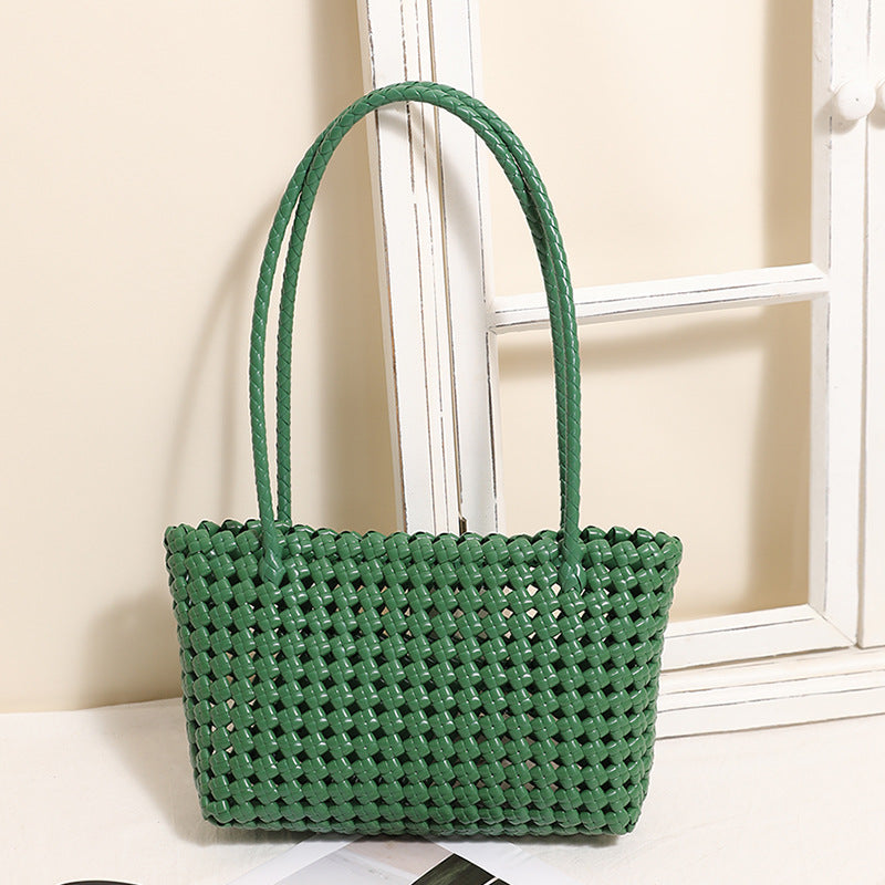 Braided Beach Bag with Practical Folding Mechanism Bowlift