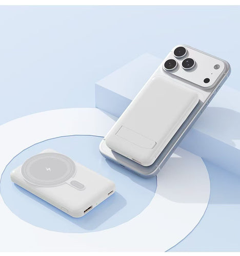 Power bank with wireless charger by Bowlift