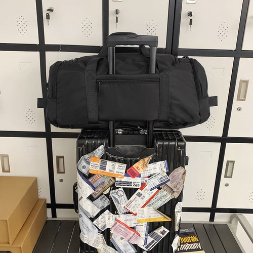Practical Sports and Travel Bag Bowlift