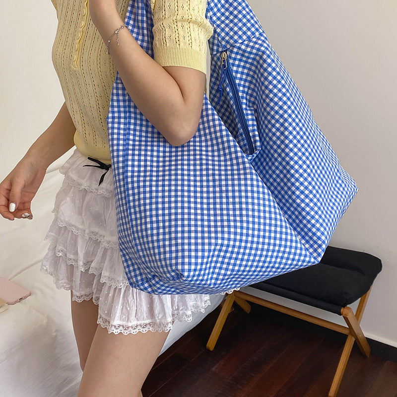 WoGingham Print Slouchy Shoulder Bag Bowlift