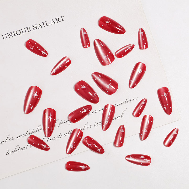 Glamorous Press-On Nail Design Bowlift