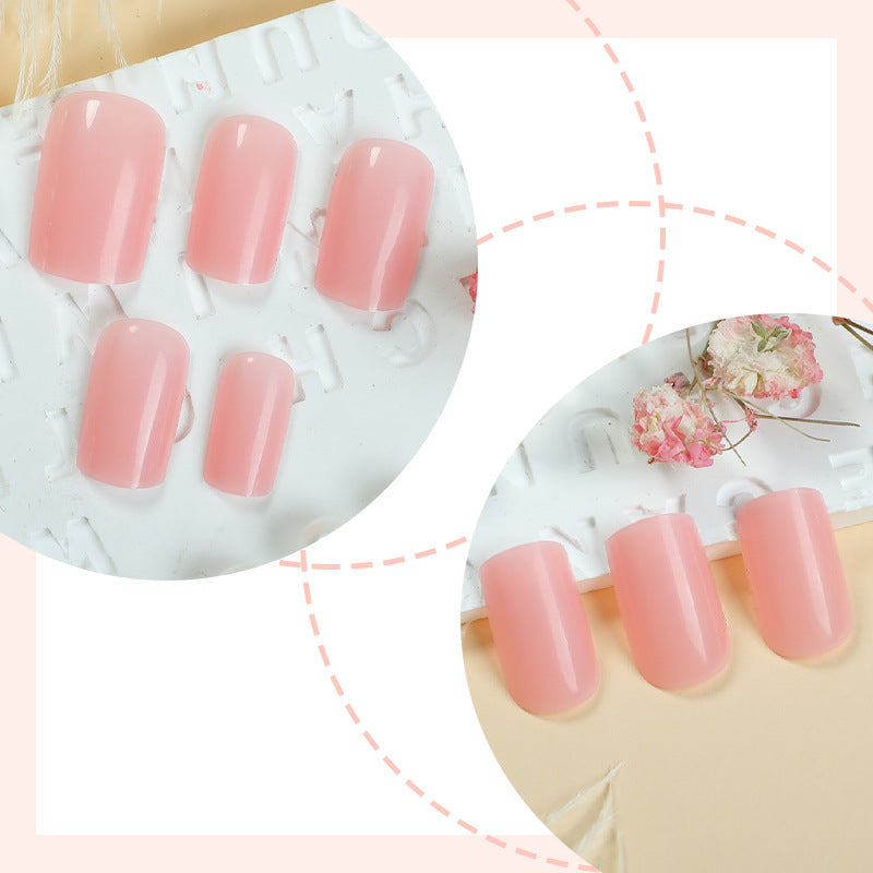 Artificial nails set with elegant and natural shine Bowlift