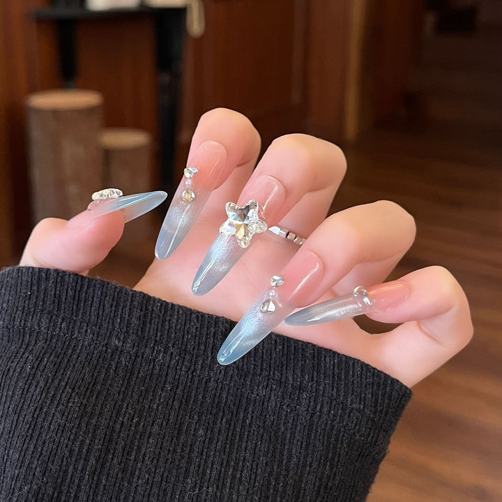 Stylish Stiletto Press-On Nail Extensions Bowlift