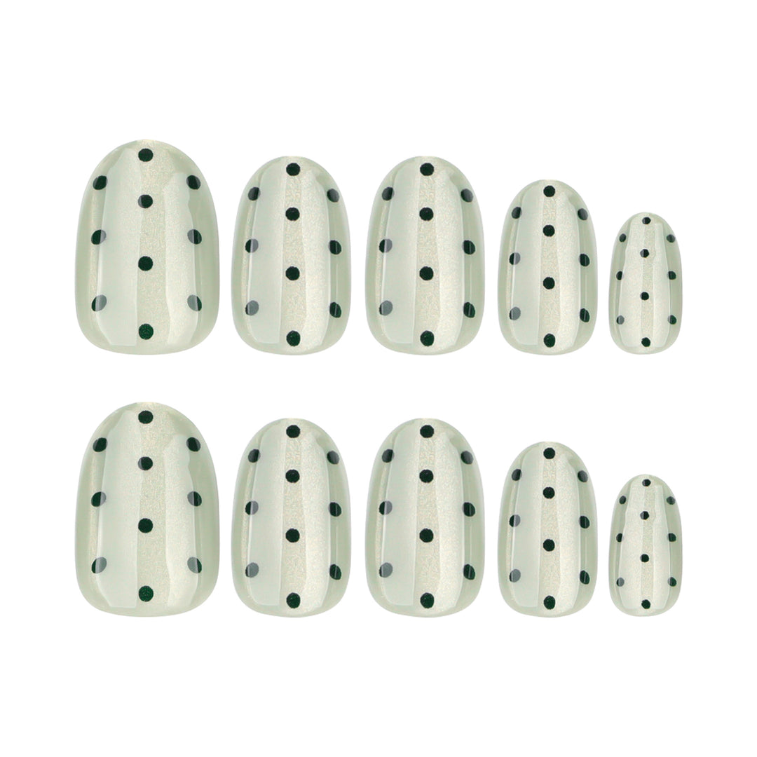 Creative Nail Art with Polka Dot Pattern Bowlift