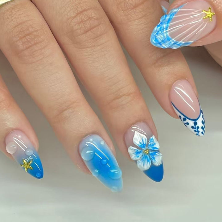 Elegant Artificial Nails with Maritime Design Bowlift