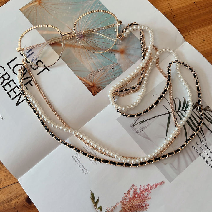 Elegant Multi-Strand Beaded Eyewear Chain Bowlift