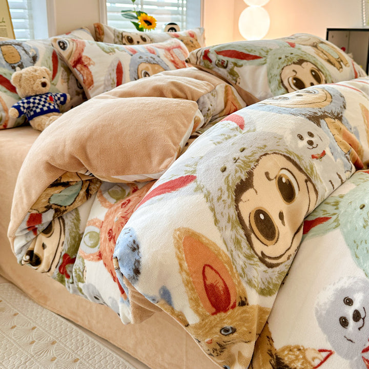Playful Floral Patterned Fleece Blanket