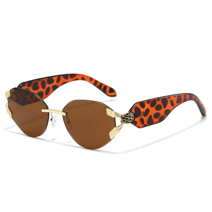 Elegant Cat-Eye Sunglasses with Unique Design Bowlift