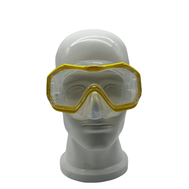 Diving mask with wide field of vision and anti-fog technology Bowlift