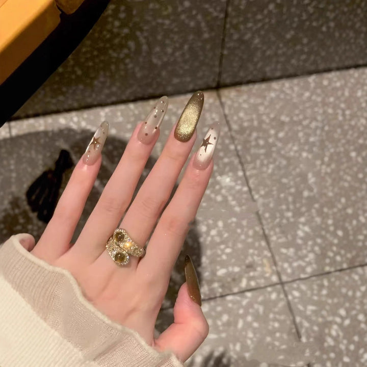 Glamorous Nail Design Set Bowlift