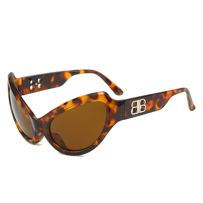 Ladies elegant Cat-Eye sunglasses with high-quality UV protection lenses Bowlift