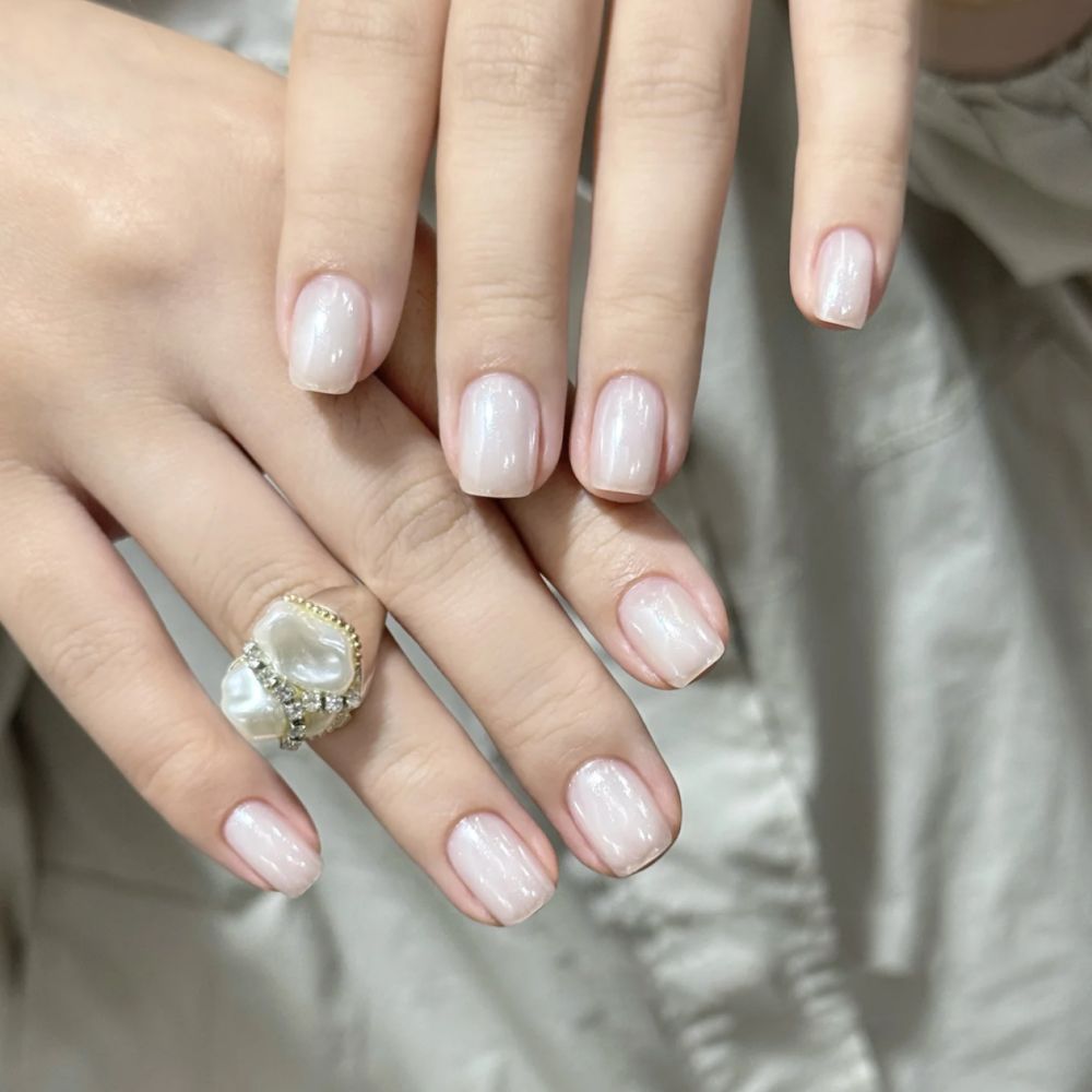 Kreative Press-On Artificial Nails Bowlift