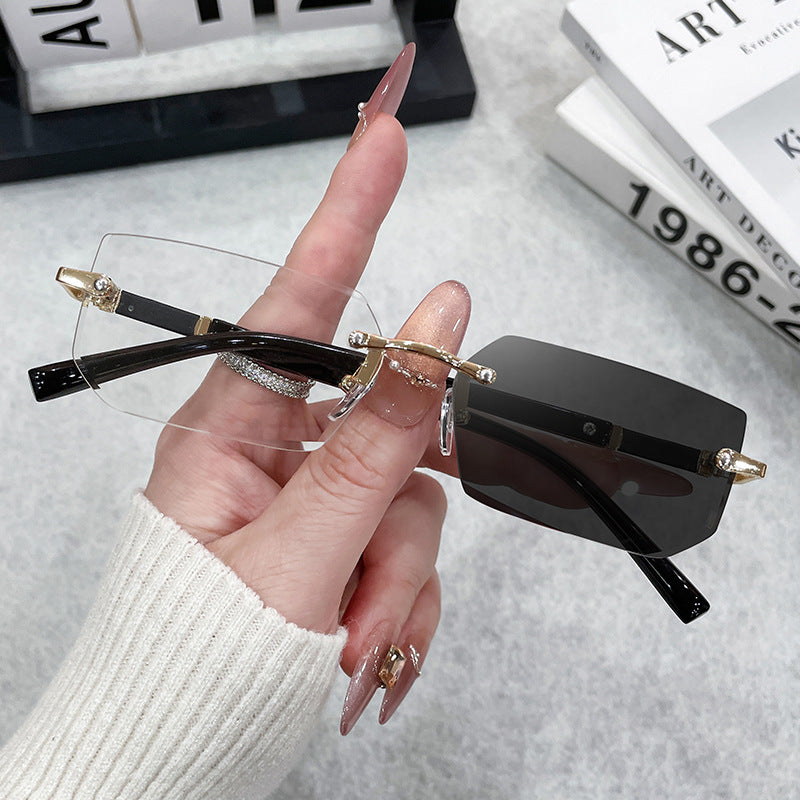 Women's stylish designer glasses with multifunctional lenses Bowlift