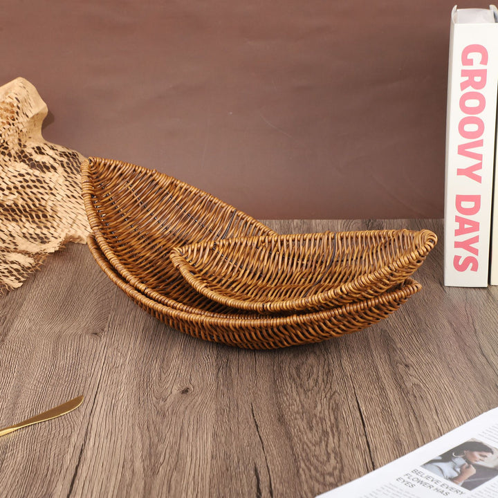 Decorative Heart-Shaped Bowl Bowlift