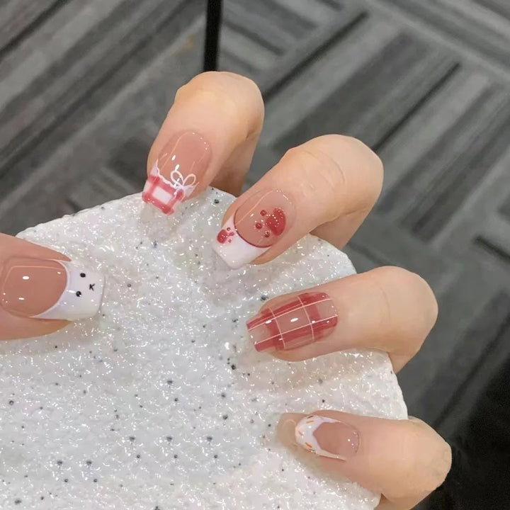 Cute Character-Inspired Press-On Nail Set Bowlift