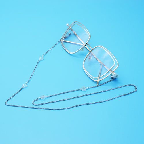 Stylish Eyewear Retainer Chain with Decorative Accents Bowlift