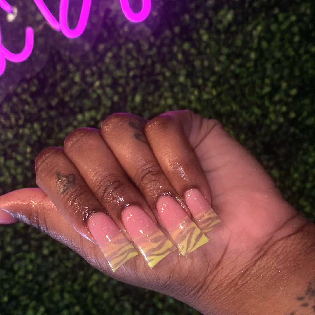 Artistic Ombre Press-On Nail Set Bowlift