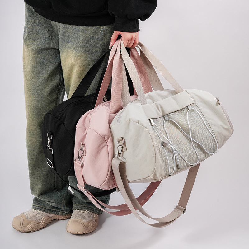 Sports gym bag with innovative compartment design Bowlift