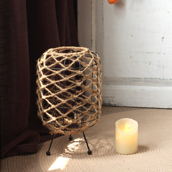 Decorative basket with natural fiber design Bowlift