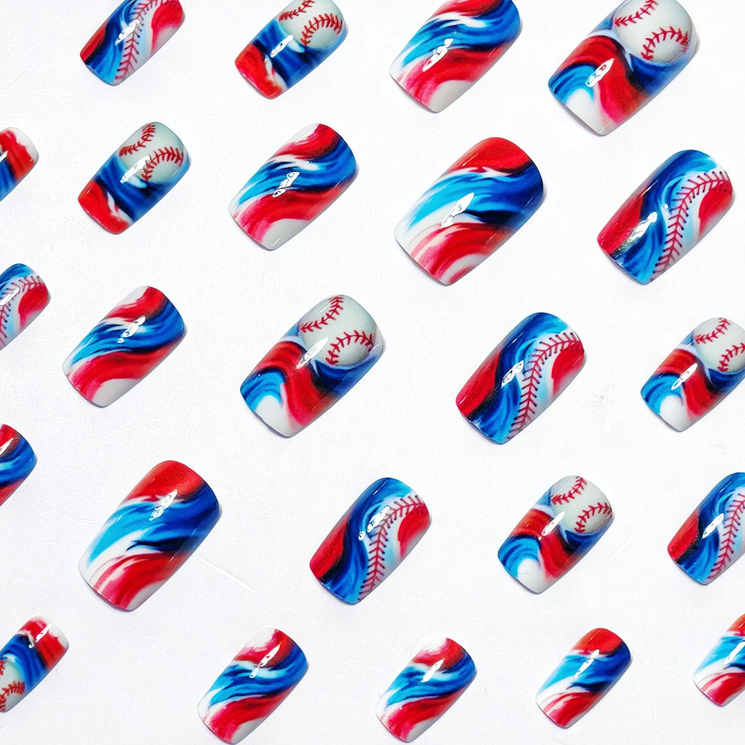 Sporty Baseball-Themed Nail Art Bowlift