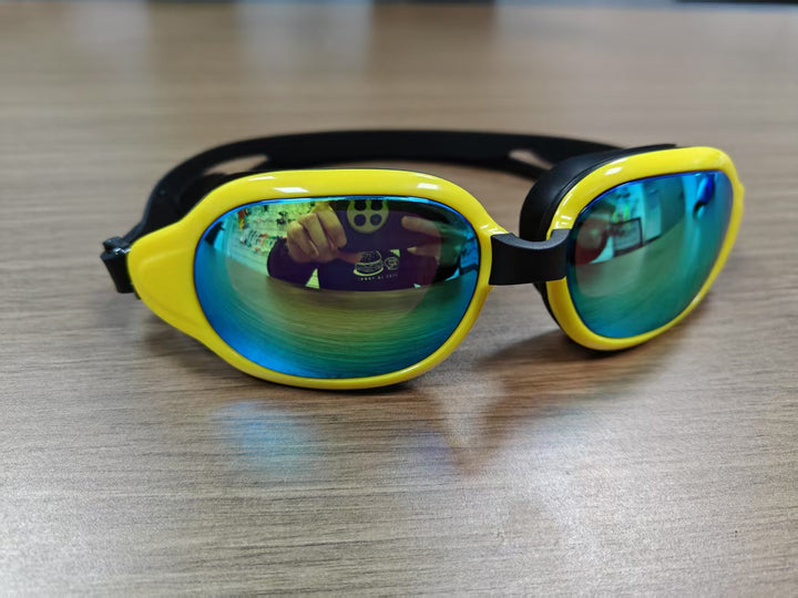 Swim goggles for clear vision and maximum comfort Bowlift
