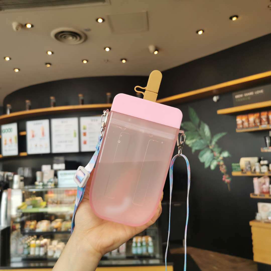 Women's creative cooler bag with retractable carrying strap Bowlift