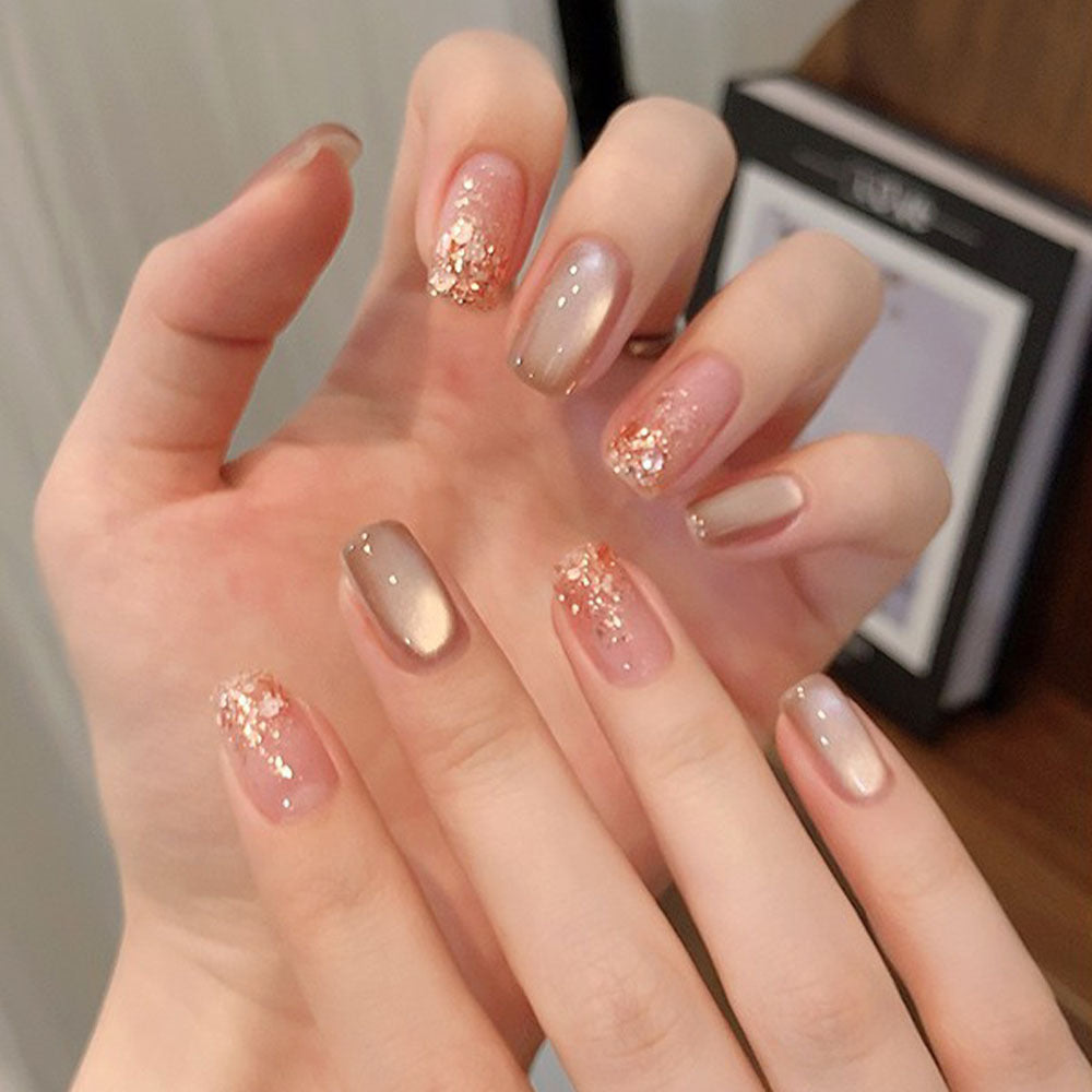 Elegant Artificial Nails with Glitter Accents Bowlift