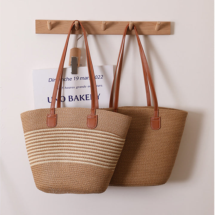 Elegant Bast Handbag with Leather Handles Bowlift