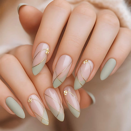 Artificial nail set with elegant marble design and gold accents Bowlift