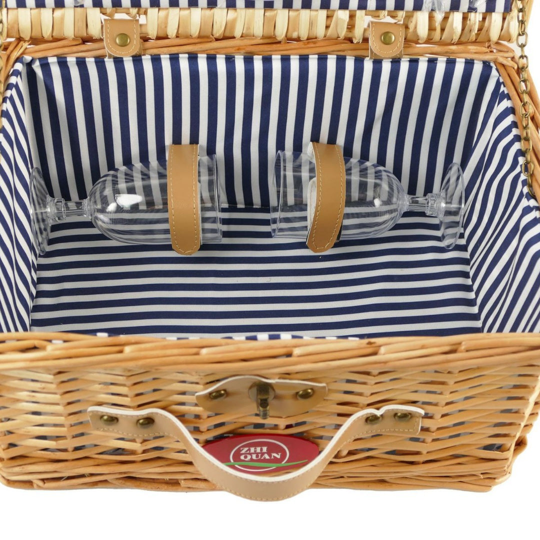 Women’s picnic basket with integrated dish set Bowlift
